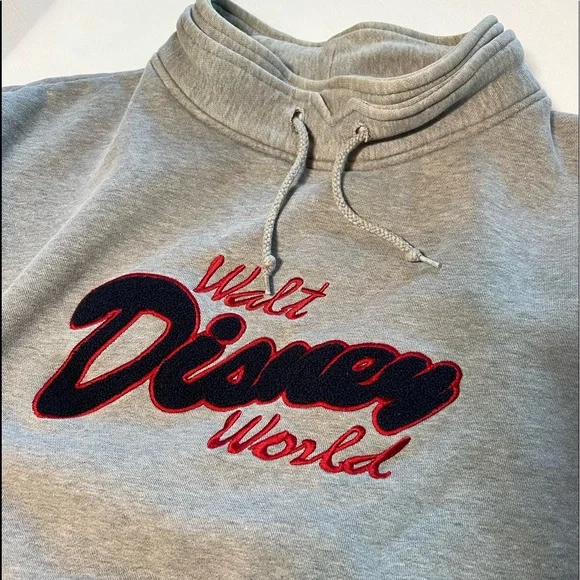 Mickey Inc, Walt Disney World sweatshirt, grey ,size XL, no hood - Picture 3 of 6